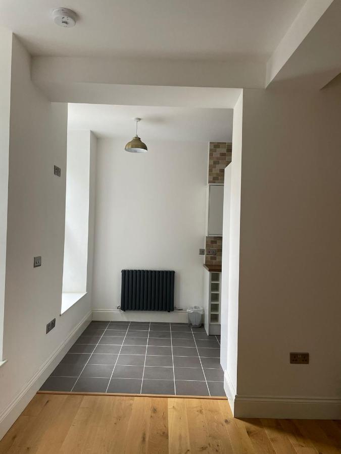 City Centre 1 Bed Sleeps 4 H5 Кингстън ъпон Хъл Екстериор снимка