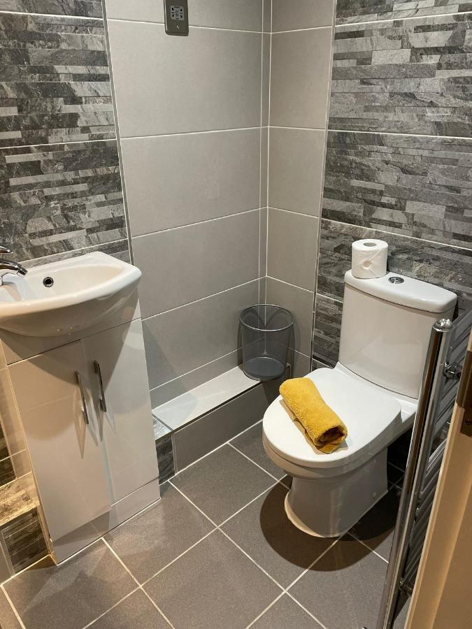 City Centre 1 Bed Sleeps 4 H5 Кингстън ъпон Хъл Екстериор снимка